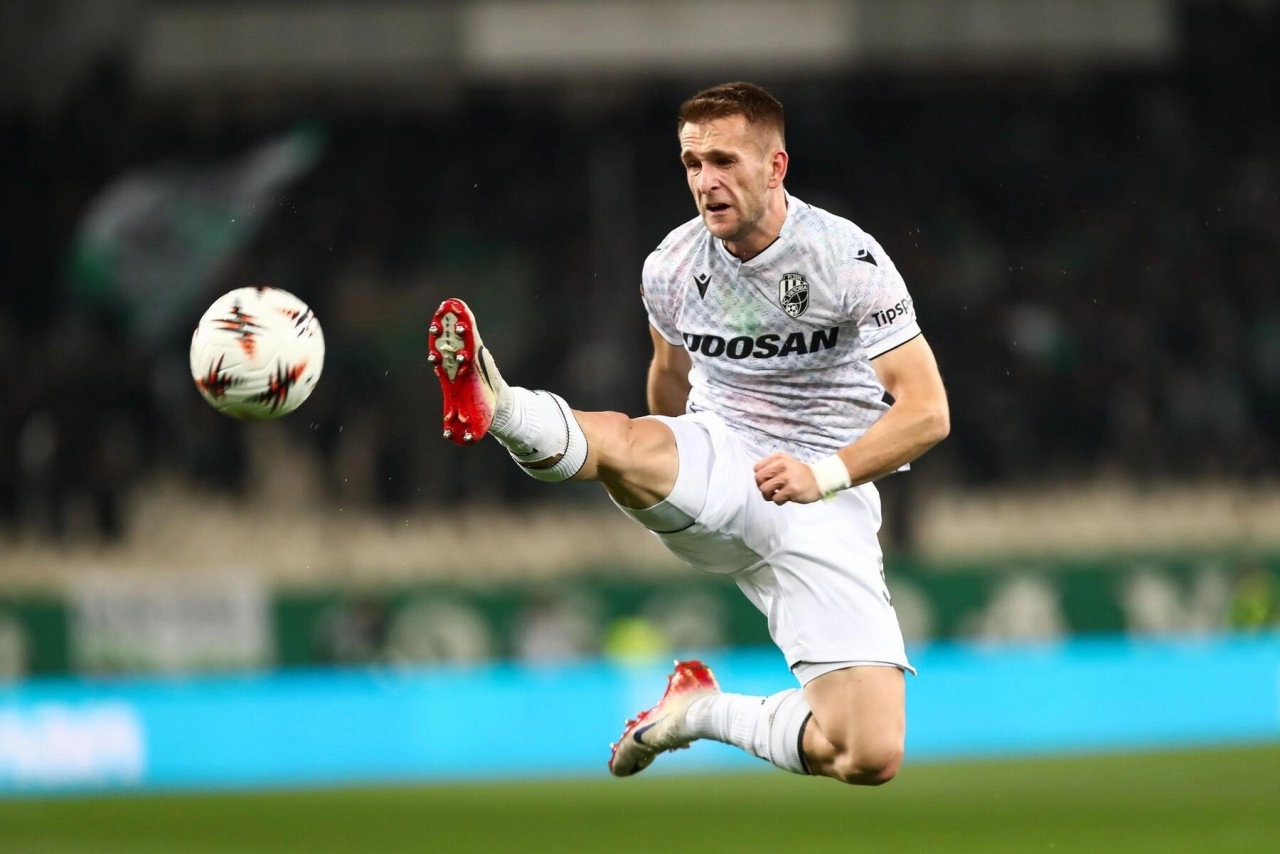 Dinamo prati Amara Memića, u igri i Lyon i Ajax